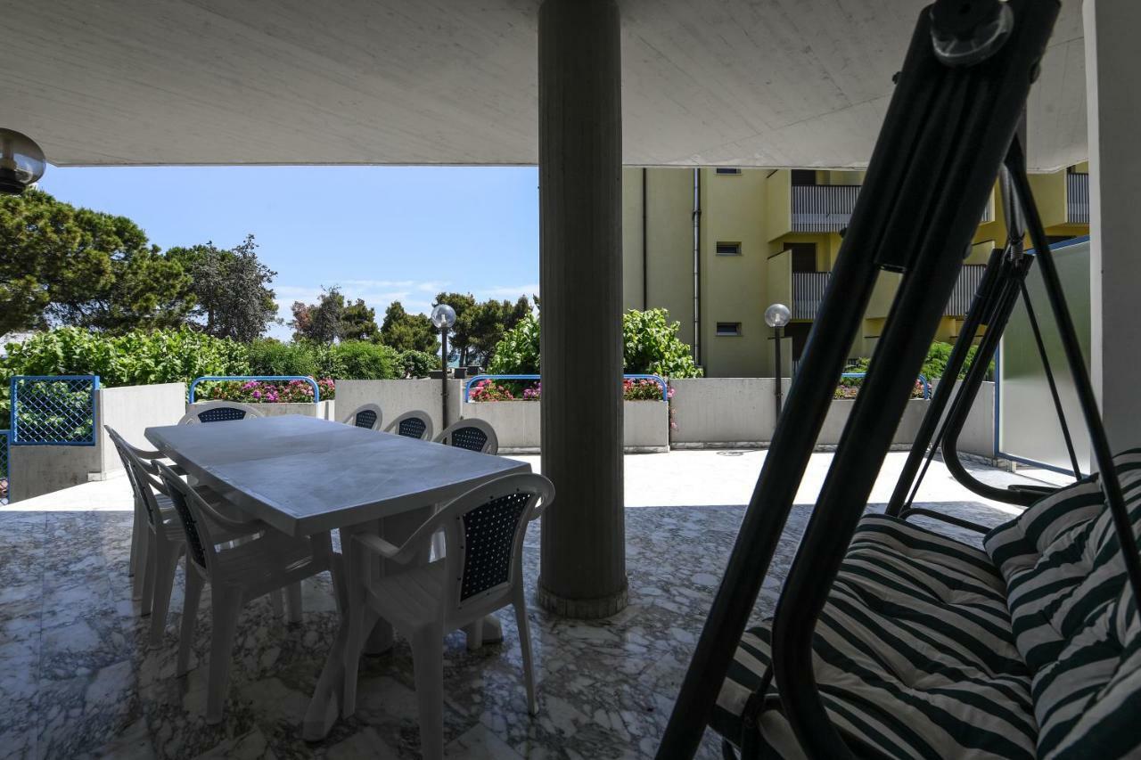 Residence Gambrinus Giulianova Bagian luar foto